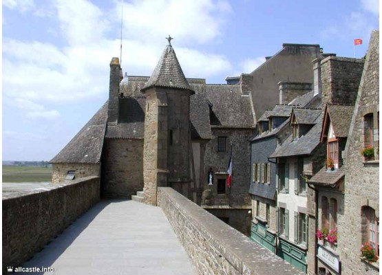 Mont Saint Michel and Cancale Cheap tour in mini-groups