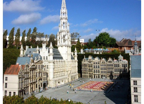 Bruges and Вrussels Cheap tour in mini-groups