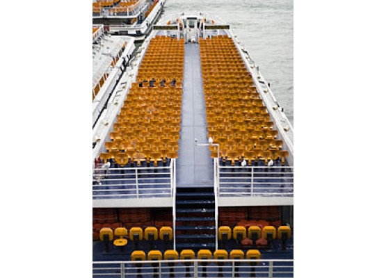 Tickets for the boats on the Seine without queuing (BATEAUX MOUCHES)
