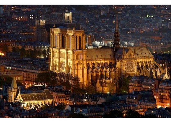 Notre Dame de Paris - historic сentre and cathedral