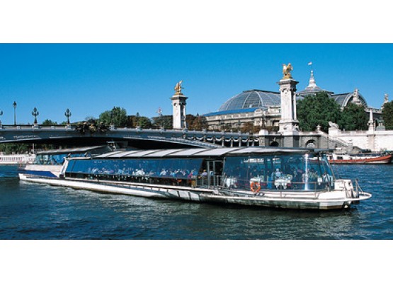 Tickets for the boats on the Seine without queuing (BATEAUX PARISIENS)