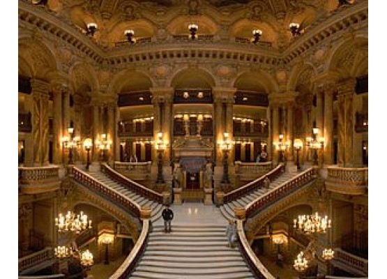 Grand Opera - excursion with English speaking guide.