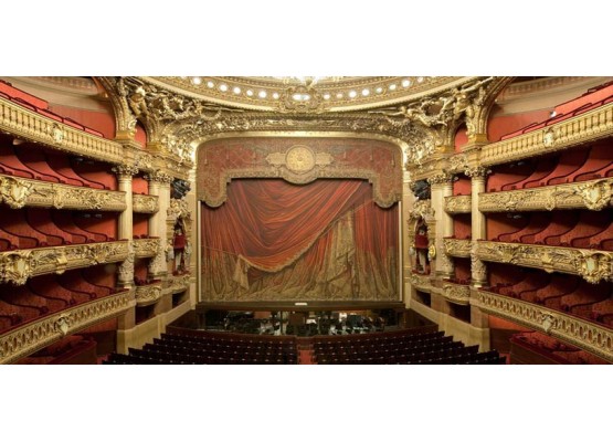 Grand Opera - excursion with English speaking guide.