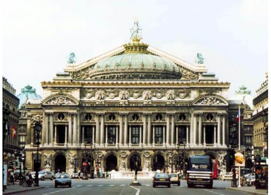 Grand Opera - excursion with English speaking guide.