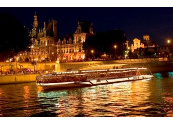 Tickets for the boats on the Seine without queuing (BATEAUX PARISIENS)