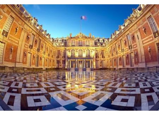 Versailles Cheap tour in mini-groups