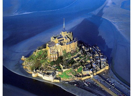Mont Saint Michel and Cancale Cheap tour in mini-groups